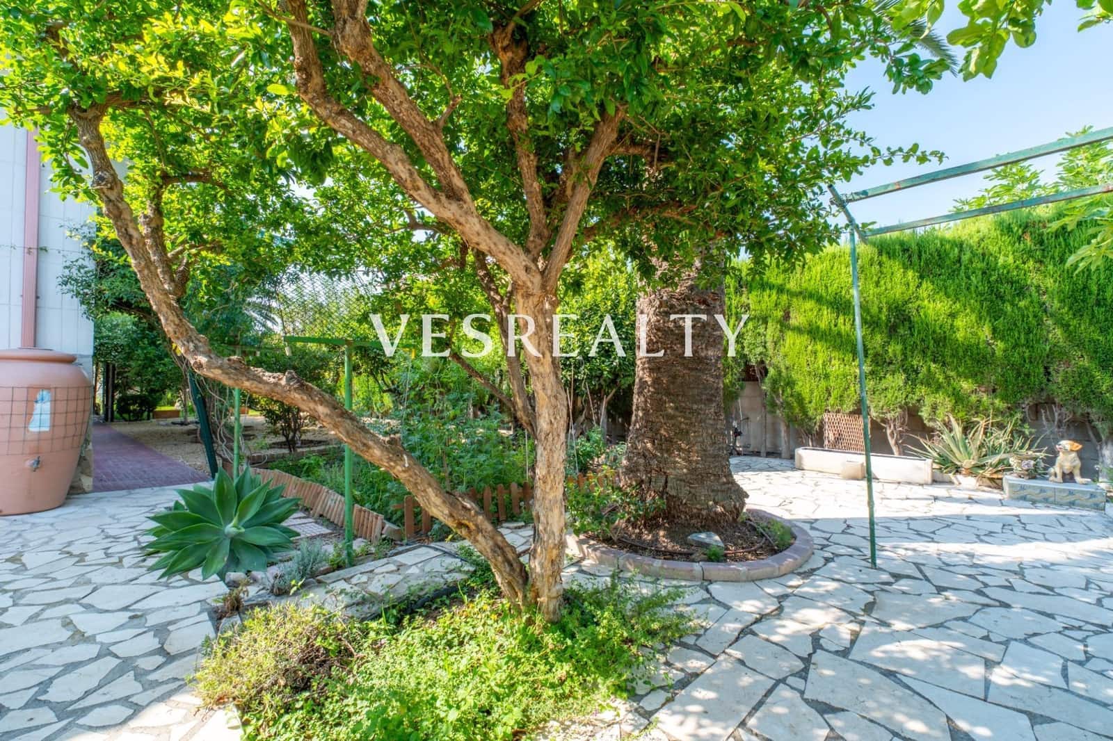 4 bedroom Villa for sale in San Juan de Alicante / Sant Joan d'Alacant with garage - € 950,000 (Ref: 9112532)