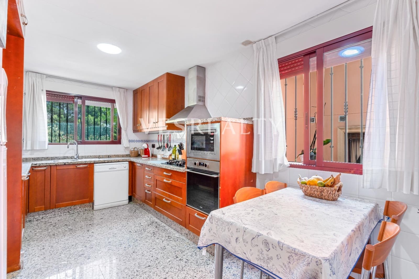 6 Zimmer Bungalow zu verkaufen in San Juan de Alicante / Sant Joan d'Alacant - 450.000 € (Ref: 9112533)