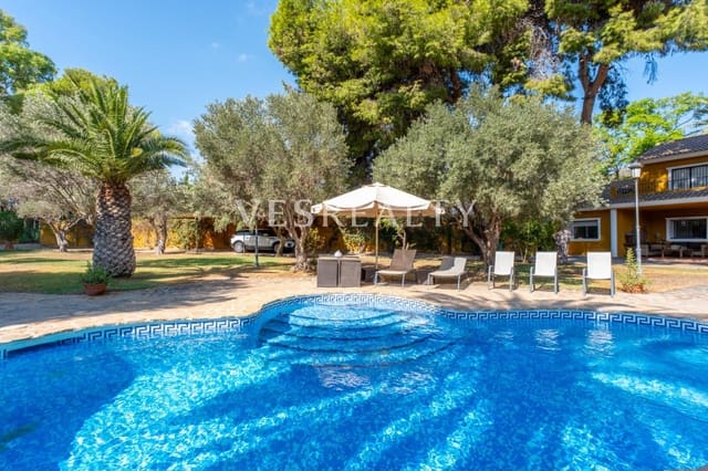 5 soveværelse Villa til salg i Vistahermosa, Alicante by - € 2.200.000 (Ref: 9255191)