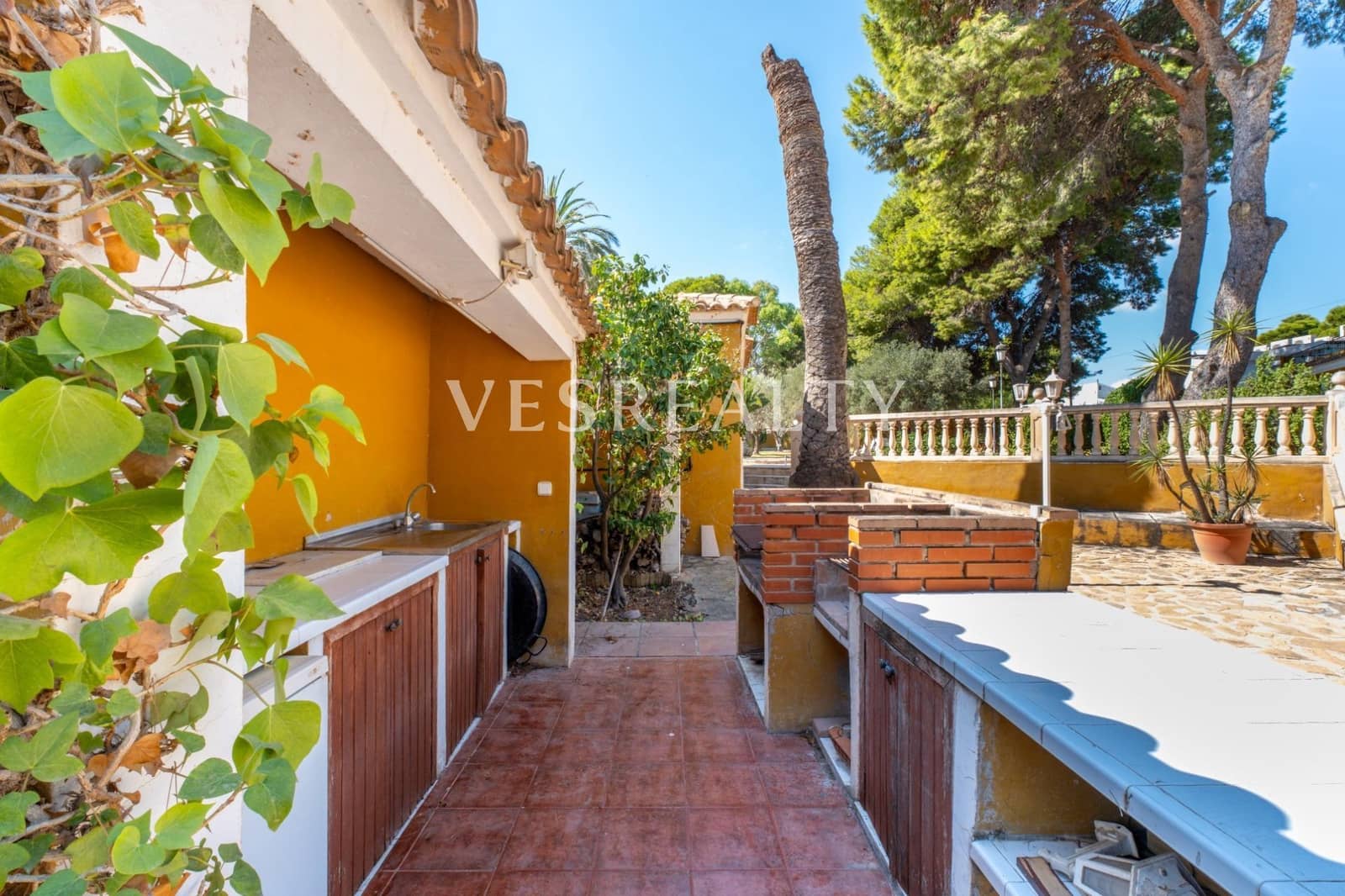 5 soveværelse Villa til salg i Alicante by - € 2.200.000 (Ref: 9255191)