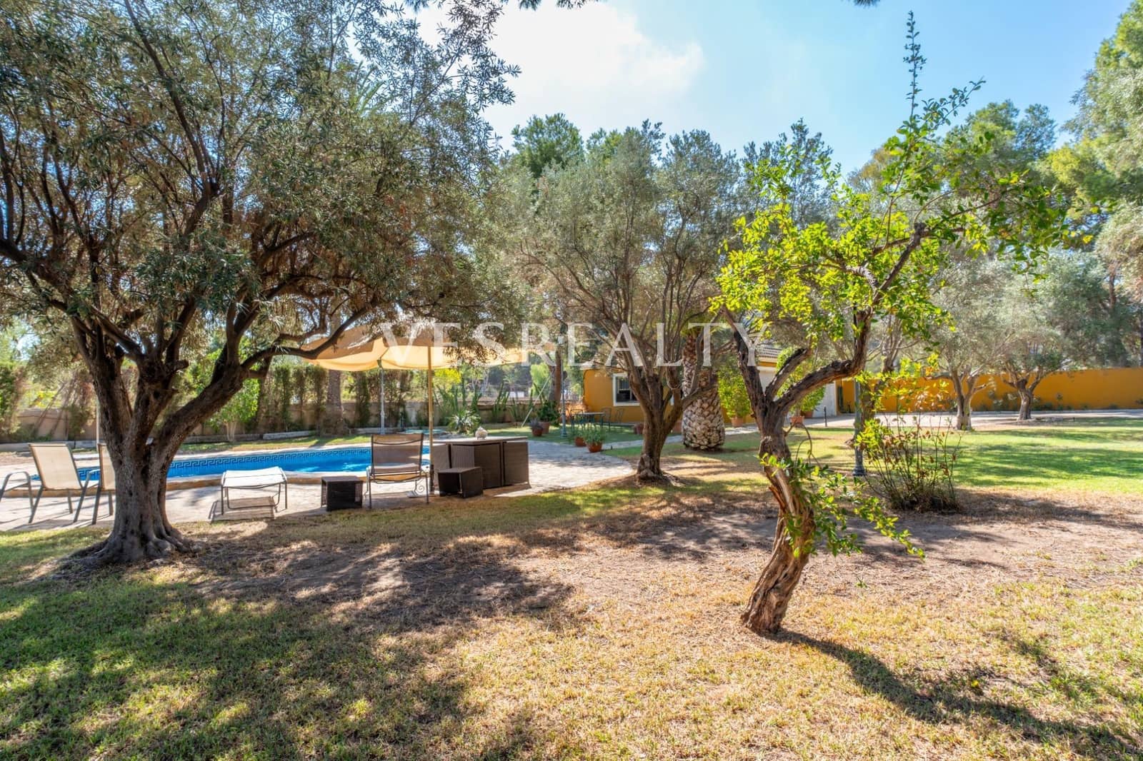 5 soveværelse Villa til salg i Alicante by - € 2.200.000 (Ref: 9255191)