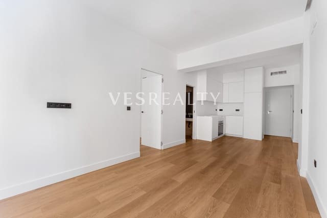 2 soverom Leilighet til salgs i Barrio del Centro, Alicante by med garasje - € 295 000 (Ref: 9272480)