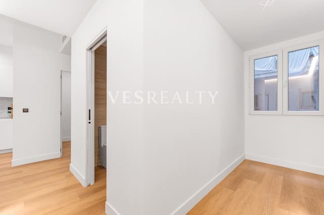 2 makuuhuone Asunto myytävänä paikassa Barrio del Centro, Alicante kaupunki mukana 
autotalli - 420 000 € (Ref: 9282396)