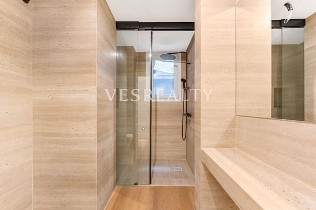 2 makuuhuone Asunto myytävänä paikassa Barrio del Centro, Alicante kaupunki mukana 
autotalli - 420 000 € (Ref: 9282396)