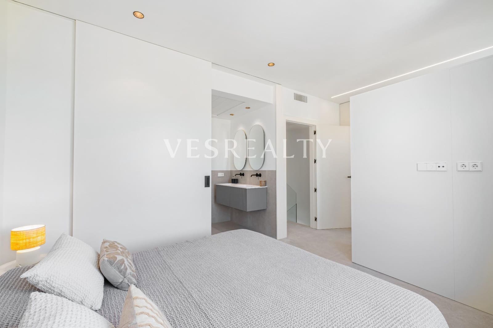 Pareado de 3 habitaciones en San Juan de Alicante / Sant Joan d'Alacant en venta con piscina - 850.000 € (Ref: 9291480)