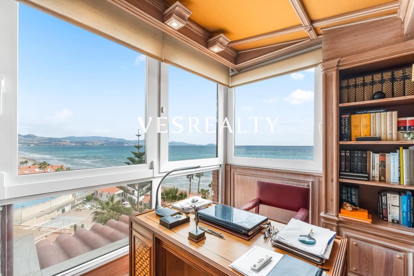 6 makuuhuone Paritalo myytävänä paikassa Playa de San Juan mukana uima-altaan - 2 650 000 € (Ref: 9308697)