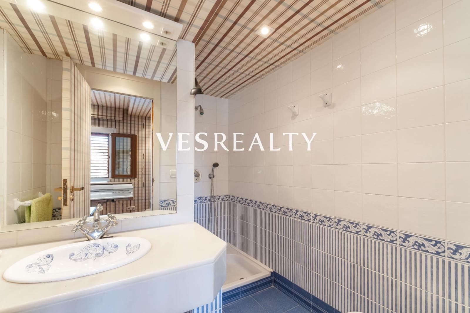 6 makuuhuone Paritalo myytävänä paikassa Playa de San Juan mukana uima-altaan - 2 650 000 € (Ref: 9308697)