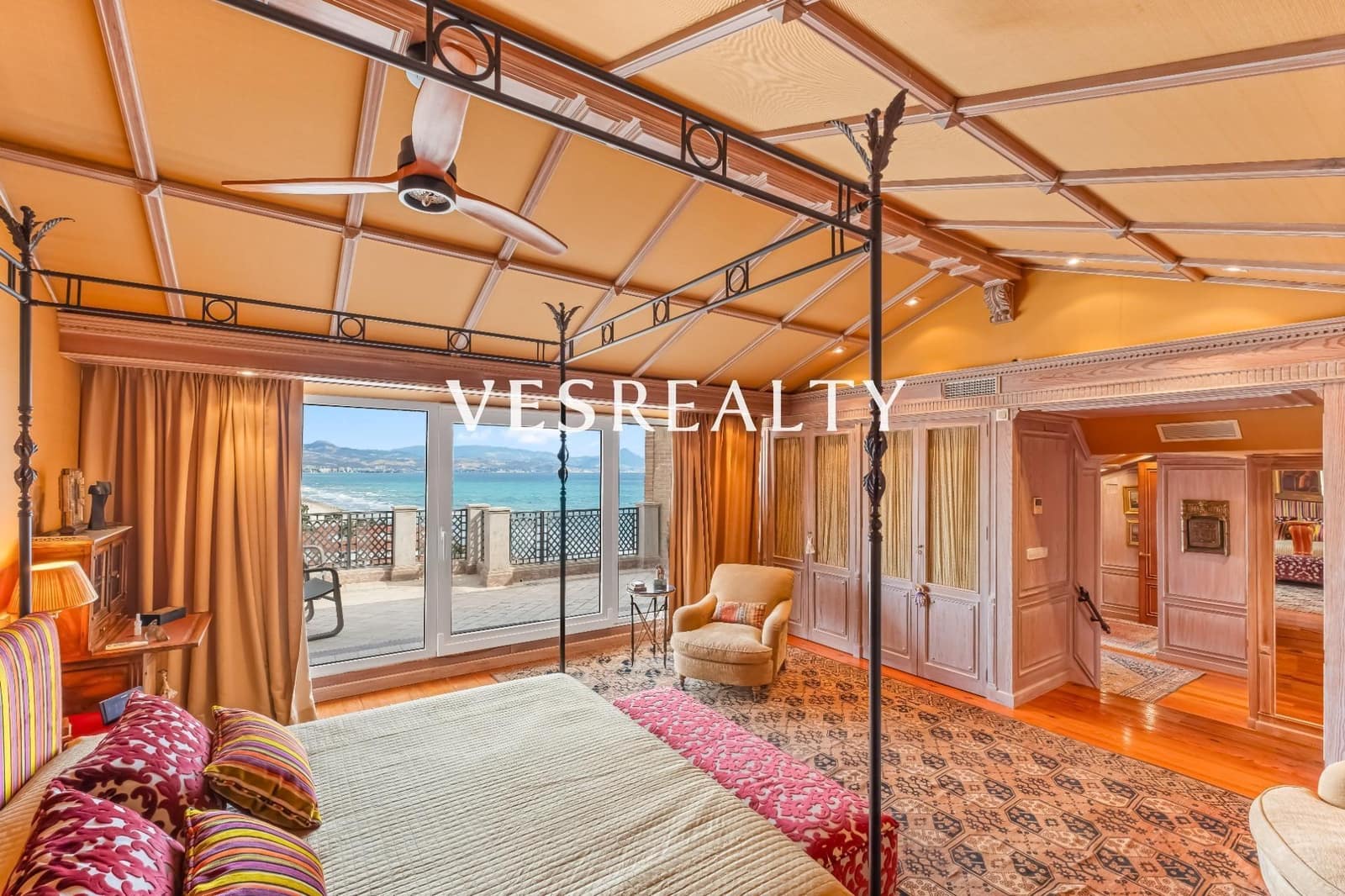 6 makuuhuone Paritalo myytävänä paikassa Playa de San Juan mukana uima-altaan - 2 650 000 € (Ref: 9308697)