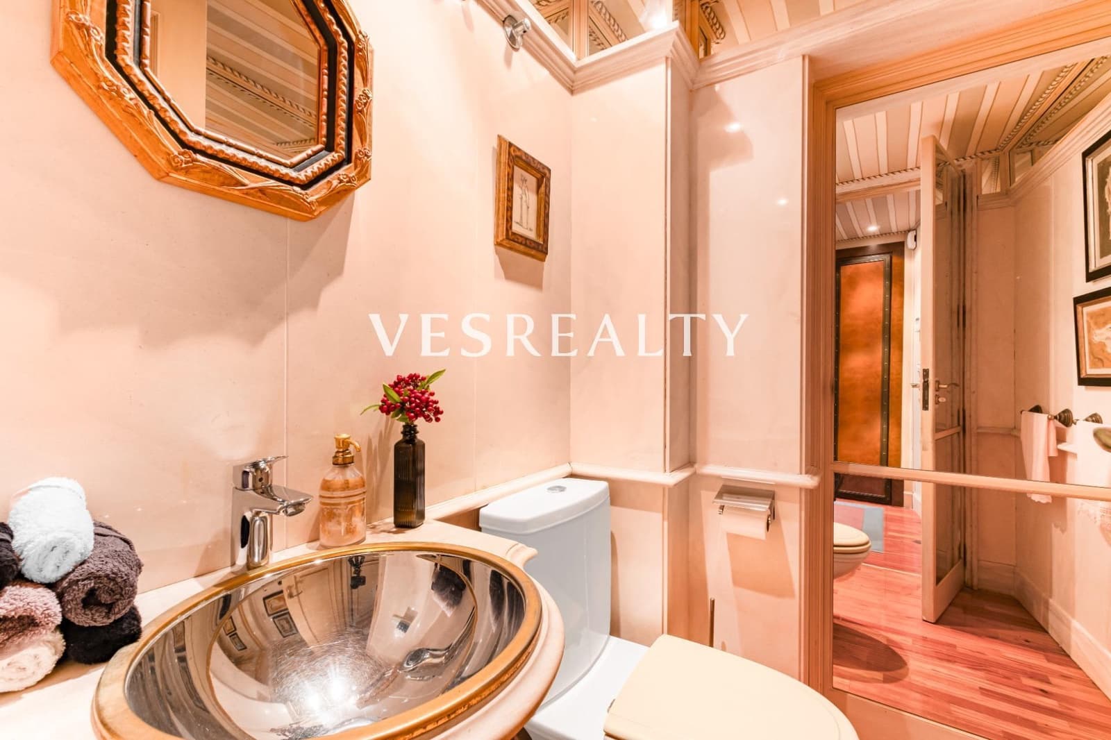 6 makuuhuone Paritalo myytävänä paikassa Playa de San Juan mukana uima-altaan - 2 650 000 € (Ref: 9308697)