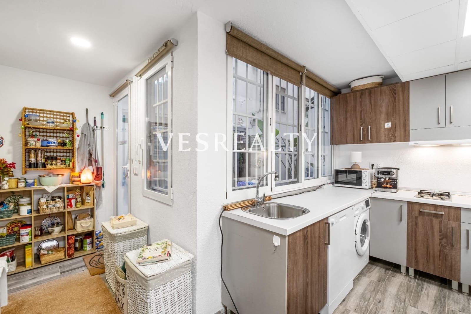 2 soveværelse Lejlighed til salg i Alicante by - € 280.000 (Ref: 9326655)