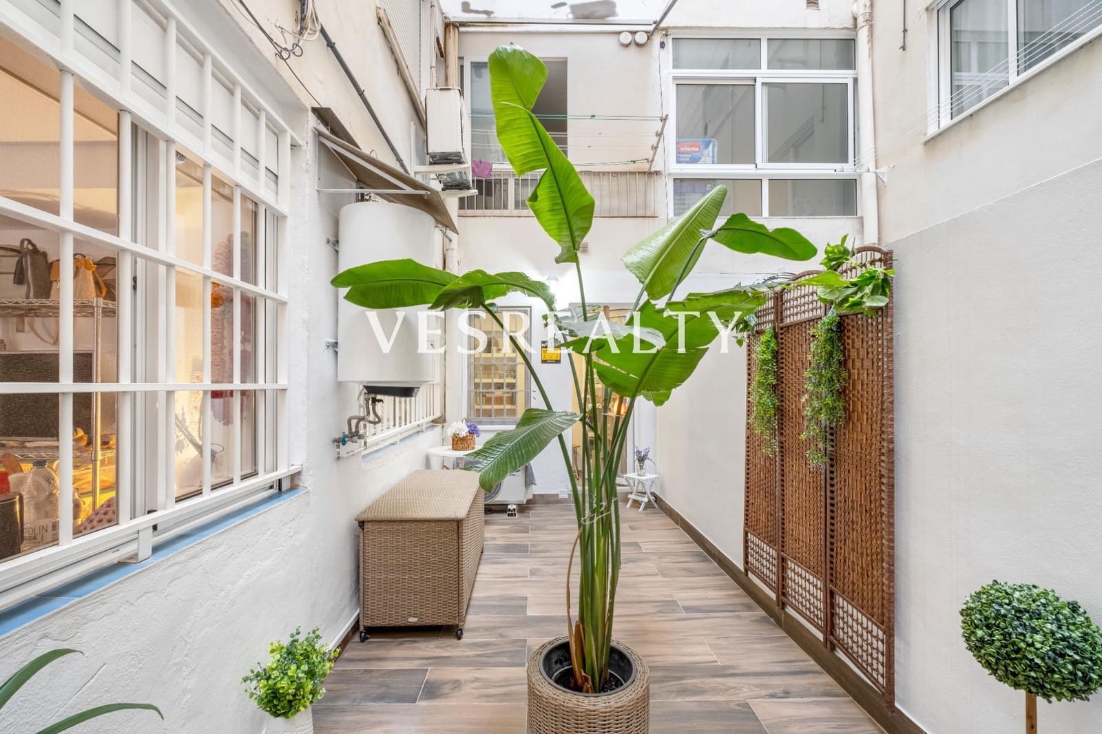 2 soveværelse Lejlighed til salg i Alicante by - € 280.000 (Ref: 9326655)