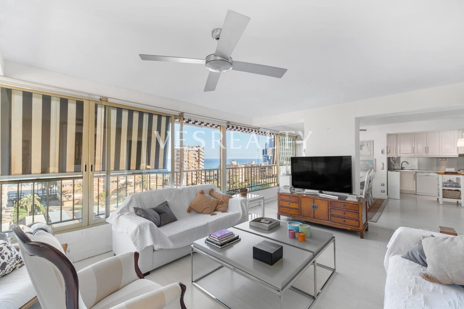 3 soveværelse Lejlighed til salg i Playa de San Juan med swimmingpool - € 710.000 (Ref: 9367412)