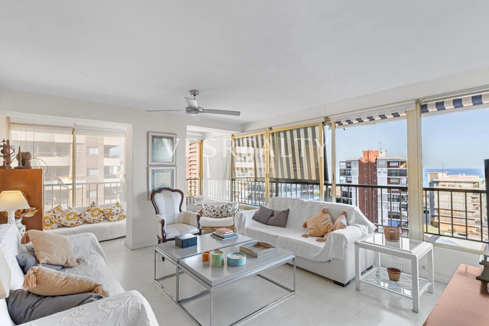 3 soveværelse Lejlighed til salg i Playa de San Juan med swimmingpool - € 710.000 (Ref: 9367412)