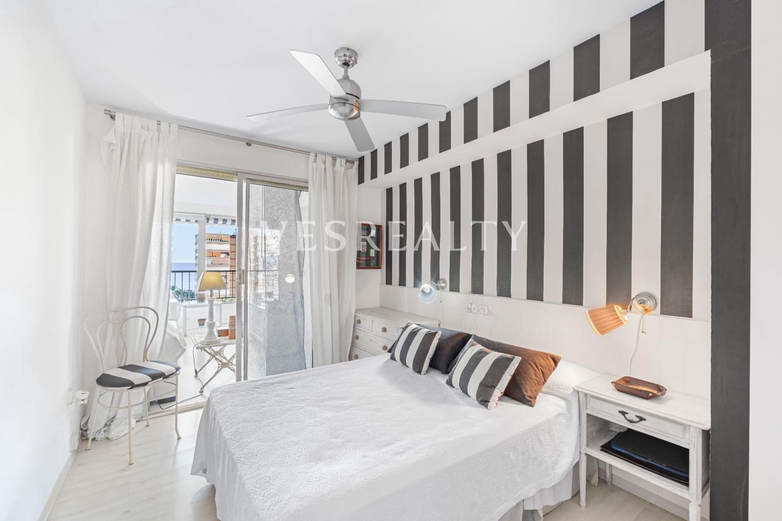 3 soveværelse Lejlighed til salg i Playa de San Juan med swimmingpool - € 710.000 (Ref: 9367412)