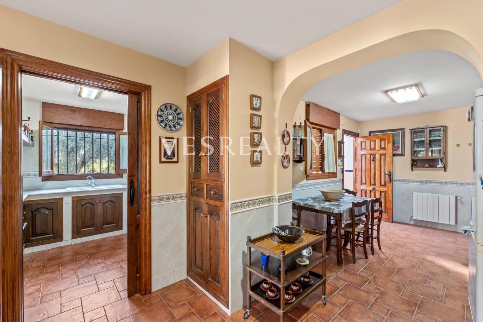 10 makuuhuone Huvila myytävänä paikassa Playa de Muchavista mukana uima-altaan 
autotalli - 1 900 000 € (Ref: 9375250)