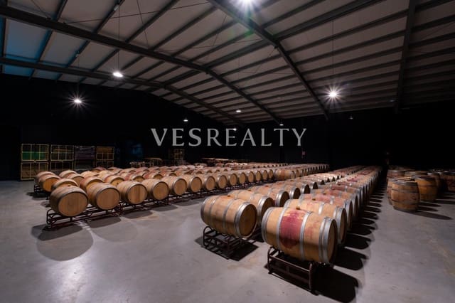 Finca/Landehus til salg i Jumilla - € 4.950.000 (Ref: 9382761)