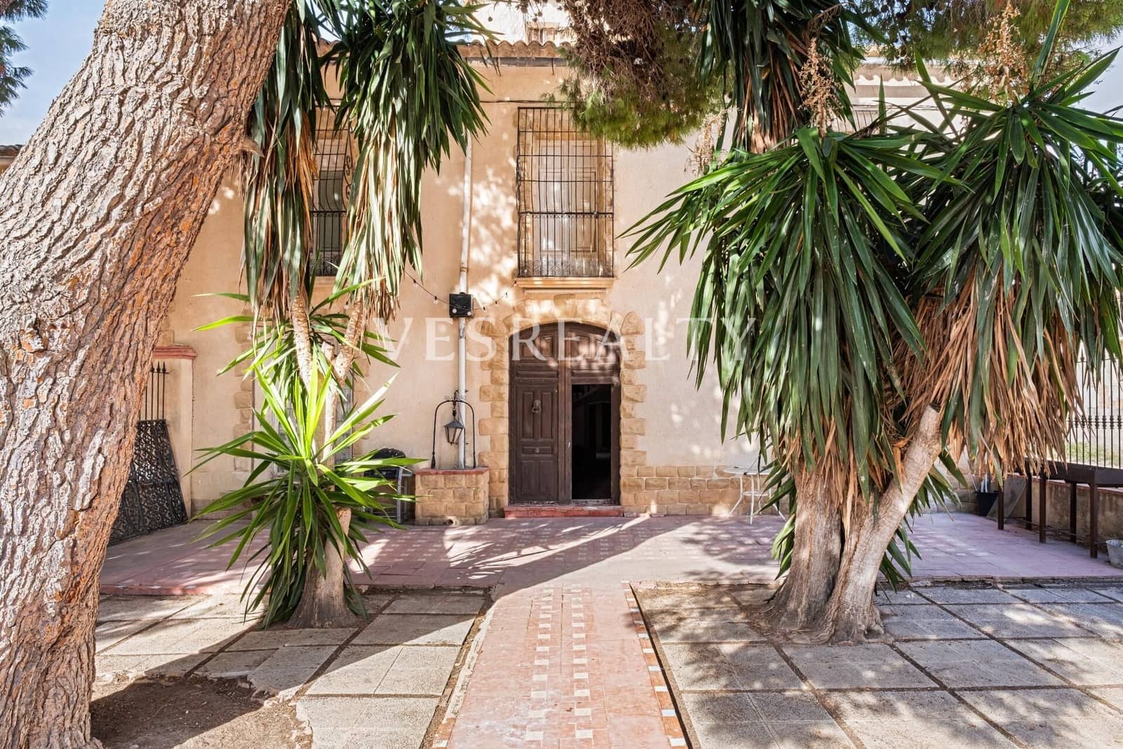 Finca/Country House for sale in Jumilla - € 4,950,000 (Ref: 9382761)