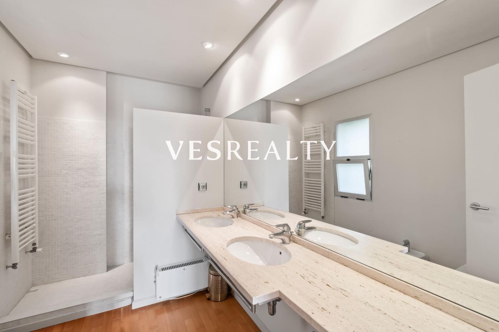 4 sypialnia Willa na sprzedaż w Playa de San Juan z basenem garażem - 2 200 000 € (Ref: 9391991)