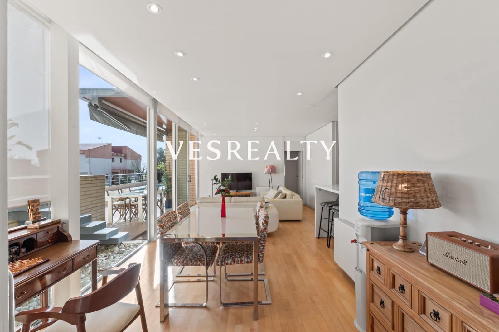 4 bedroom Villa for sale in Playa de San Juan with pool garage - € 1,975,000 (Ref: 9391991)