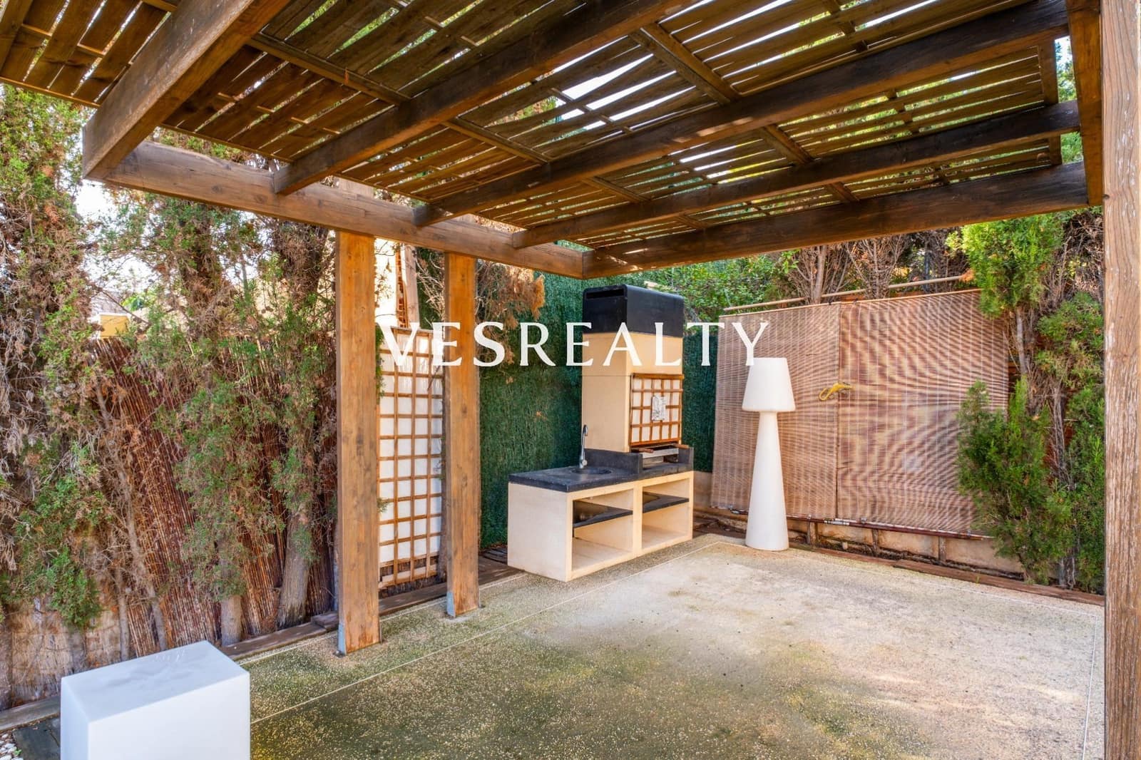 4 bedroom Villa for sale in Playa de San Juan with pool garage - € 1,975,000 (Ref: 9391991)