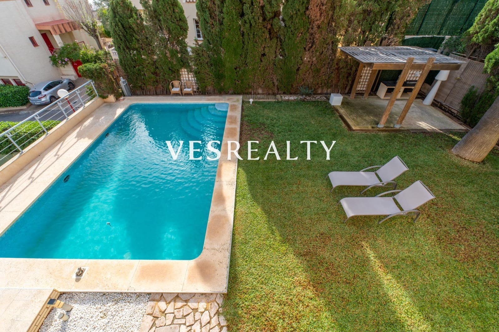 4 quarto Moradia para venda em Playa de San Juan com piscina garagem - 1 975 000 € (Ref: 9391991)