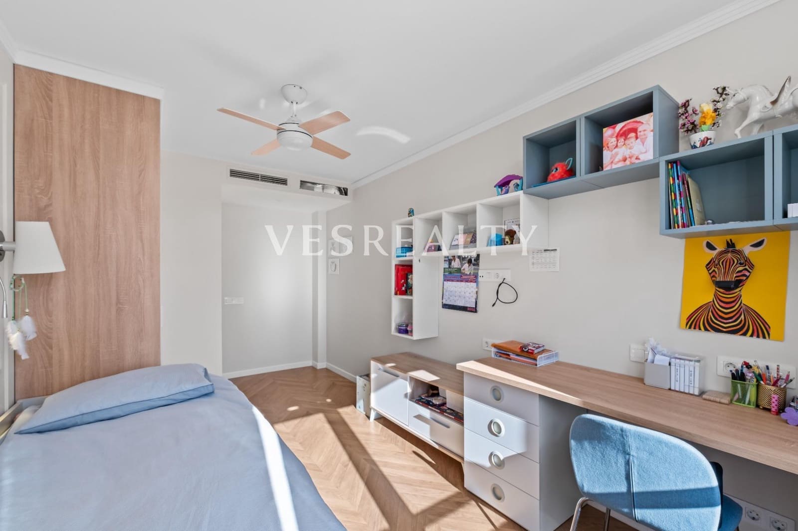 4 soveværelse Rækkehus til salg i Playa de San Juan med swimmingpool garage - € 1.050.000 (Ref: 9431728)