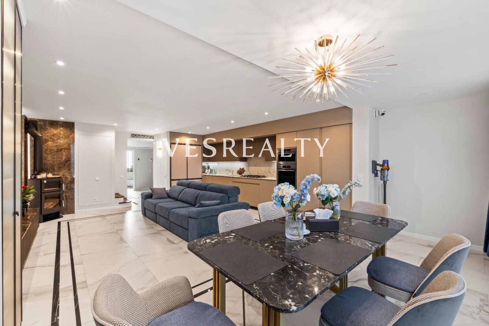 4 bedroom Terraced Villa for sale in Playa de San Juan with pool garage - € 1,050,000 (Ref: 9431728)