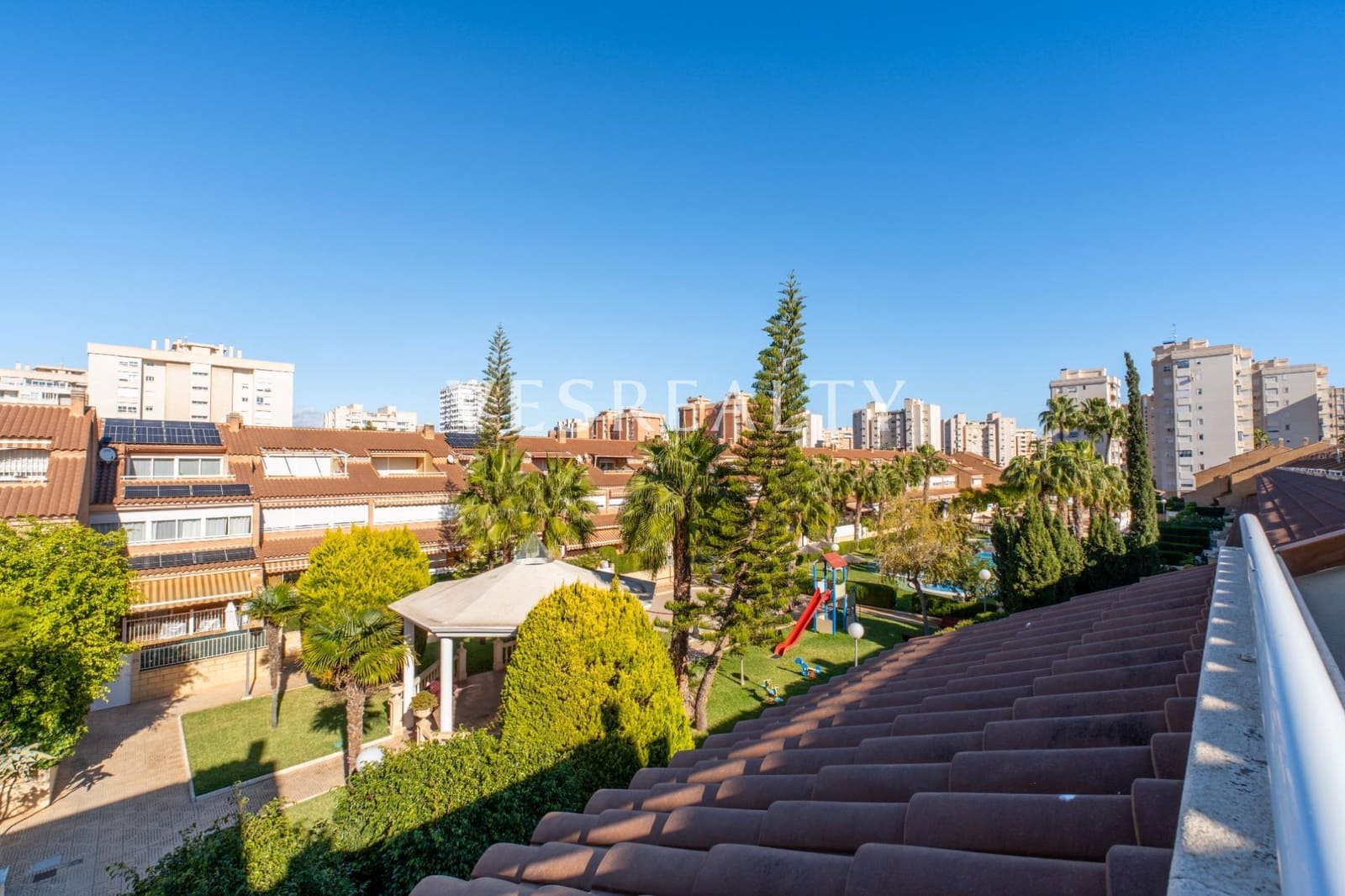 4 bedroom Terraced Villa for sale in Playa de San Juan with pool garage - € 1,050,000 (Ref: 9431728)