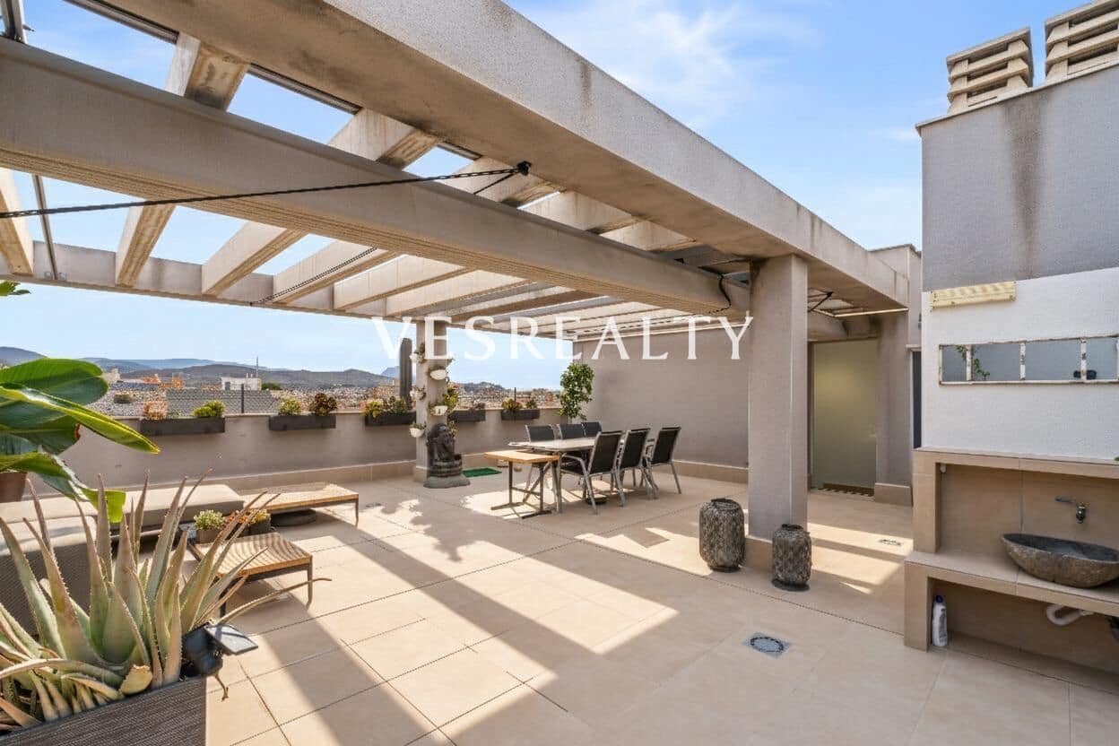 5 makuuhuone Kattohuoneisto myytävänä paikassa El Campello - 670 000 € (Ref: 9440261)