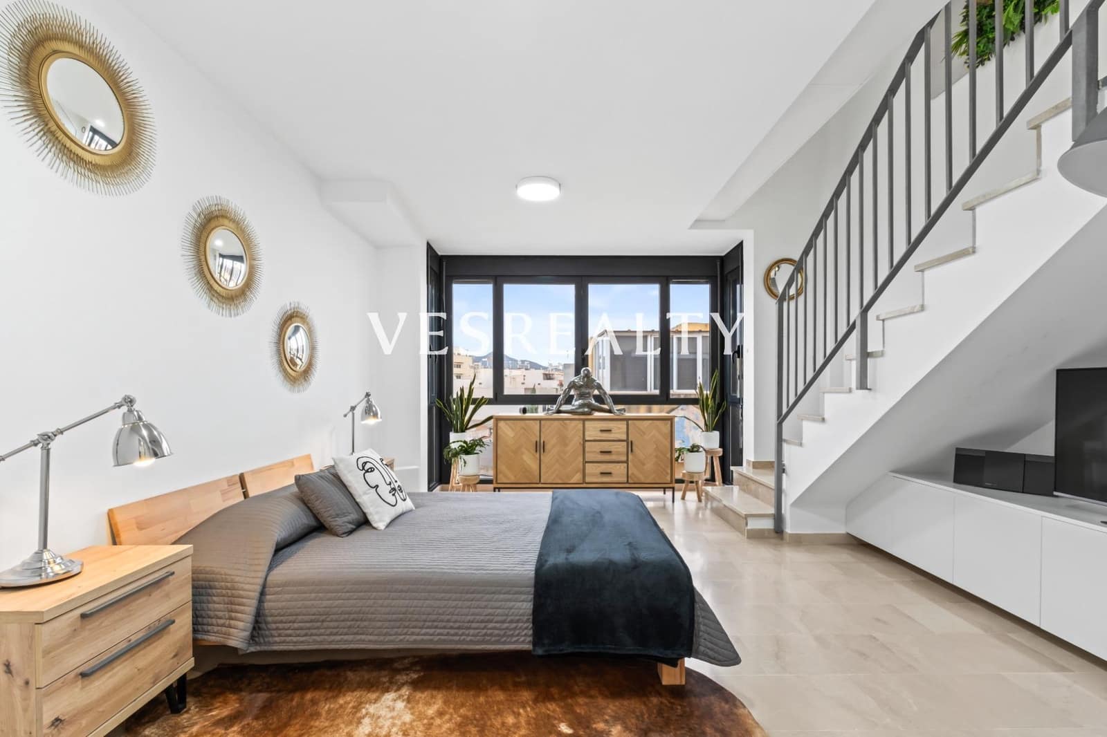 5 makuuhuone Kattohuoneisto myytävänä paikassa El Campello - 670 000 € (Ref: 9440261)