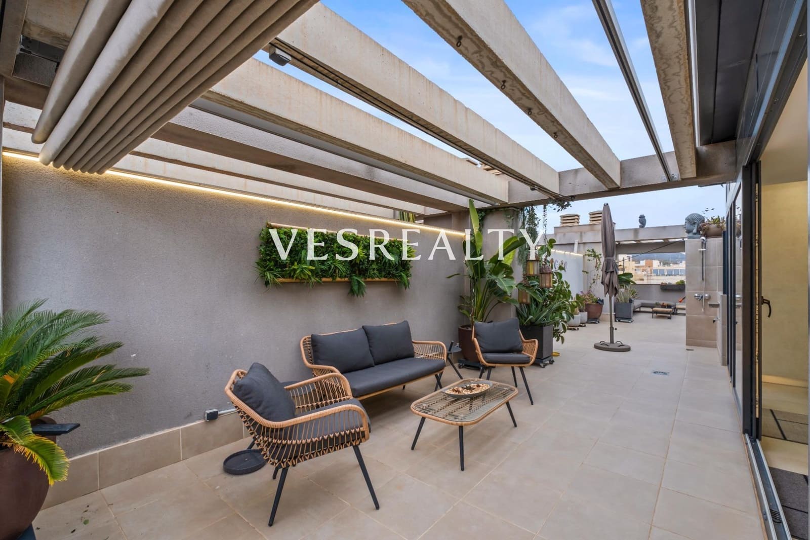 5 makuuhuone Kattohuoneisto myytävänä paikassa El Campello - 670 000 € (Ref: 9440261)