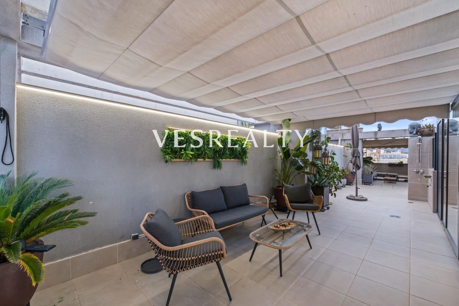 5 makuuhuone Kattohuoneisto myytävänä paikassa El Campello - 670 000 € (Ref: 9440261)