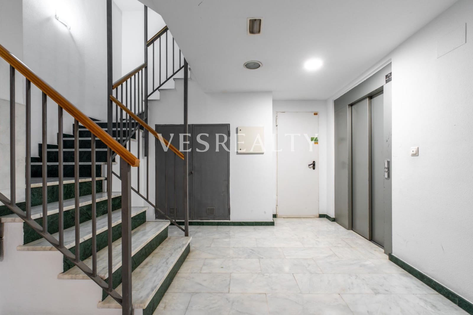 2 soverom Penthouse til salgs i El Campello - € 420 000 (Ref: 9440262)