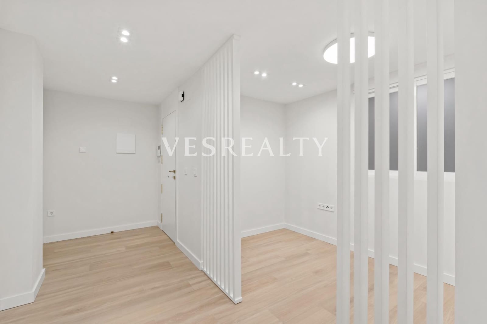 3 bedroom Flat for sale in Alicante / Alacant city - € 460,000 (Ref: 9441916)