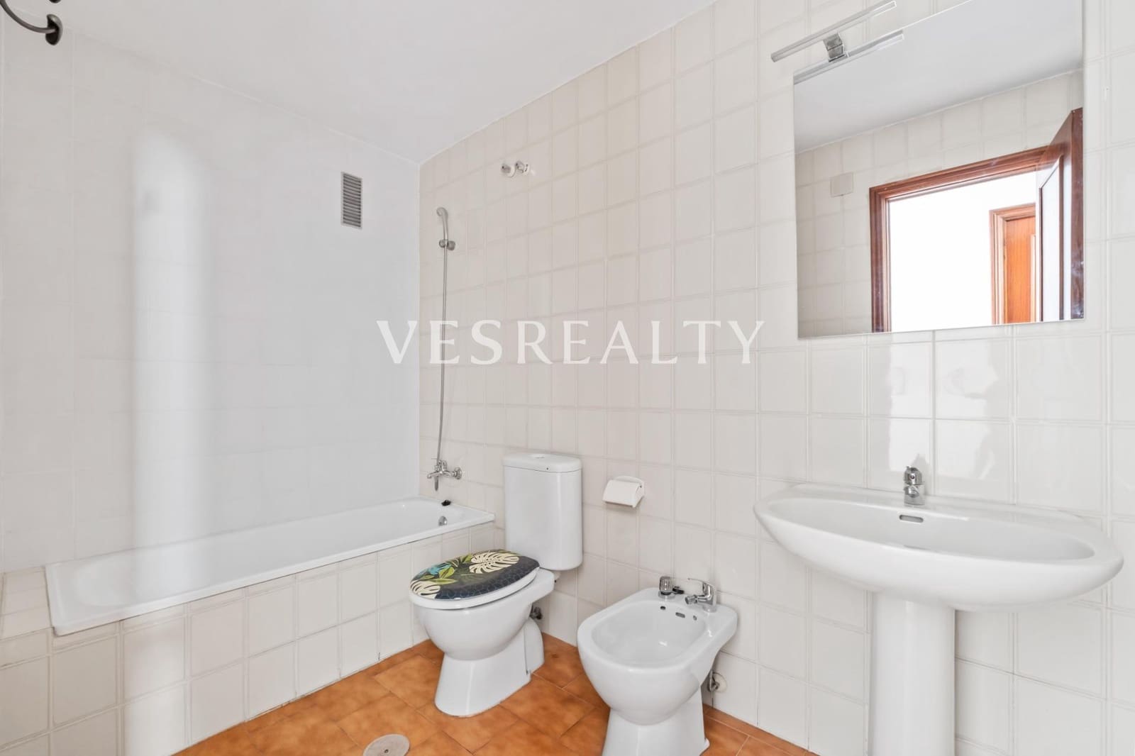 3 quarto Apartamento para arrendar em Torrevieja com garagem - 1 200 € (Ref: 9470626)