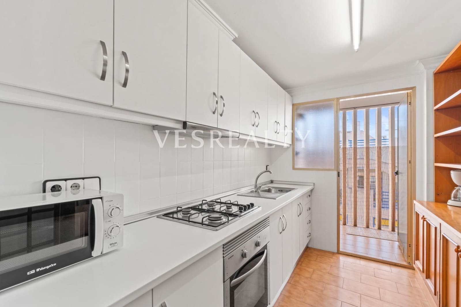 3 quarto Apartamento para arrendar em Torrevieja com garagem - 1 200 € (Ref: 9470626)