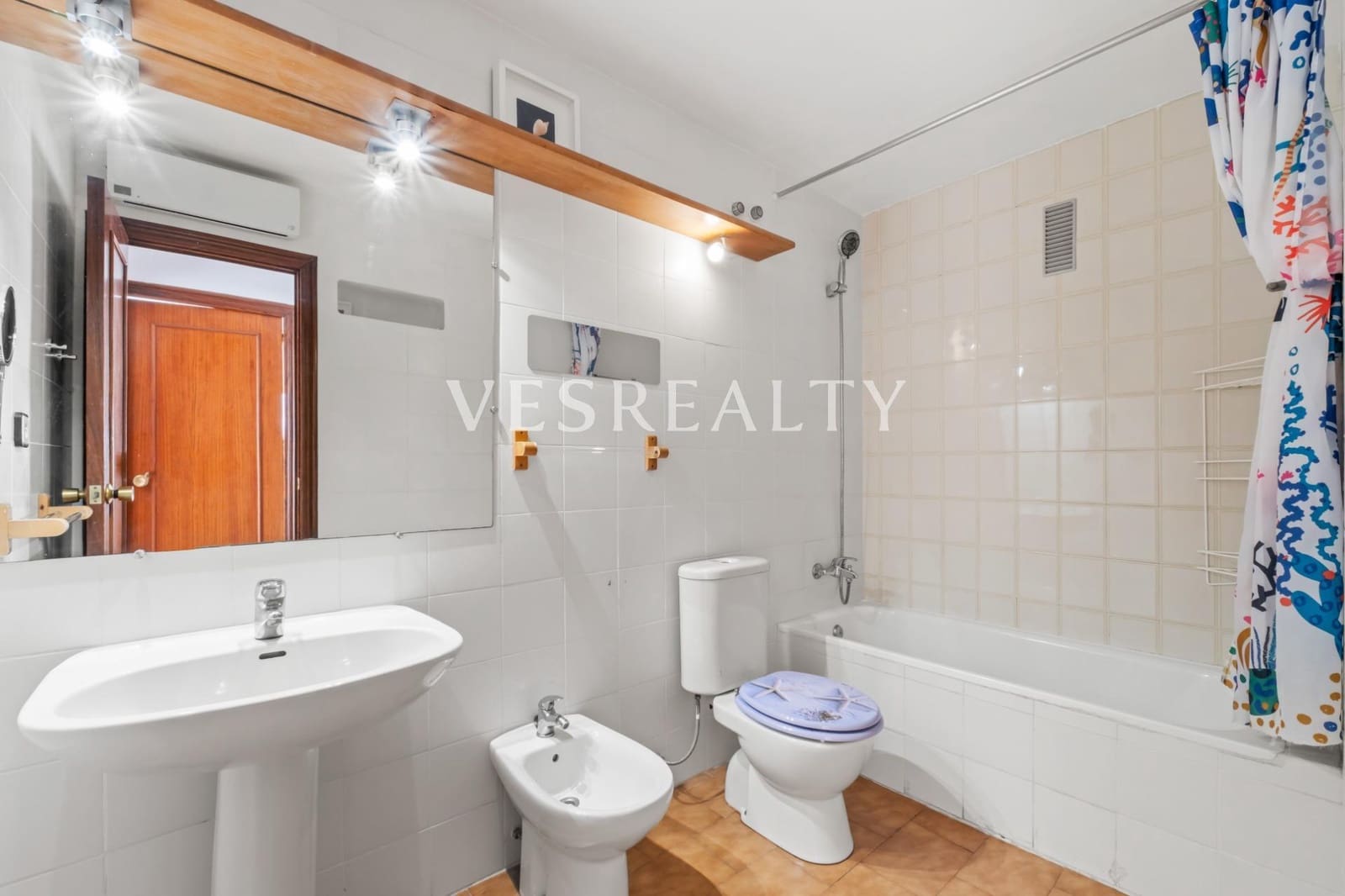 3 quarto Apartamento para arrendar em Torrevieja com garagem - 1 200 € (Ref: 9470626)