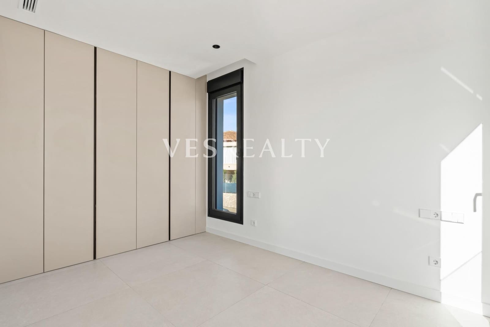 3 bedroom Villa for sale in Finestrat with pool - € 850,000 (Ref: 9481316)