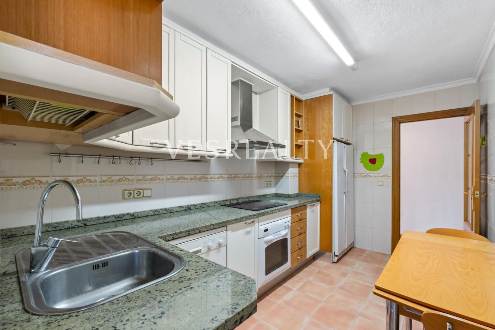 3 bedroom Flat for rent in Alicante / Alacant city - € 1,400 (Ref: 9497576)