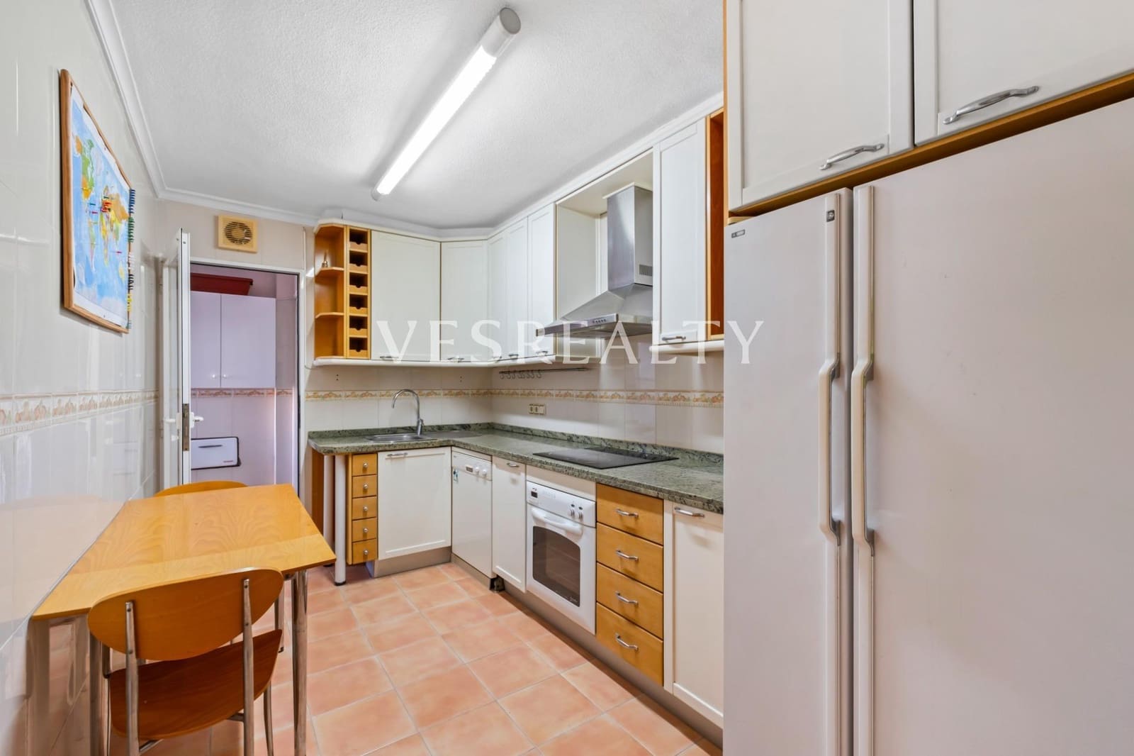 3 bedroom Flat for rent in Alicante / Alacant city - € 1,400 (Ref: 9497576)