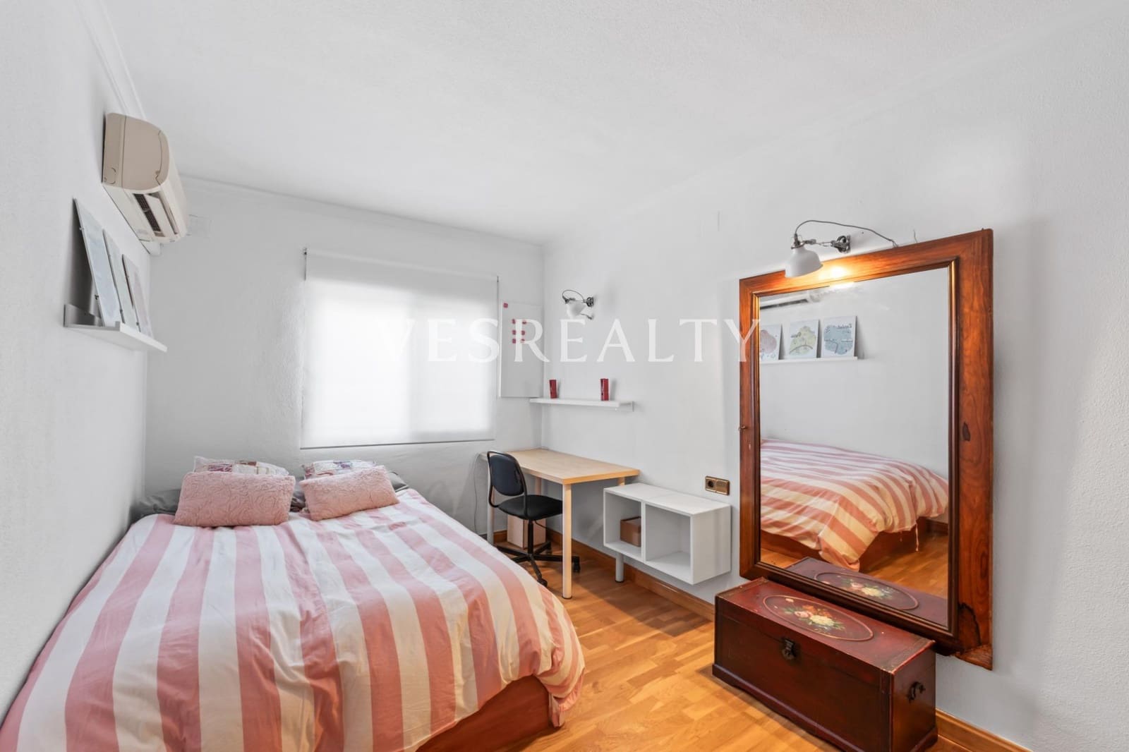 3 bedroom Flat for rent in Alicante / Alacant city - € 1,400 (Ref: 9497576)