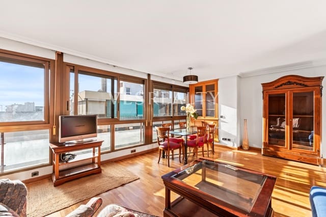 3 makuuhuone Asunto vuokrattavana paikassa Alicante kaupunki - 1 400 € (Ref: 9497576)