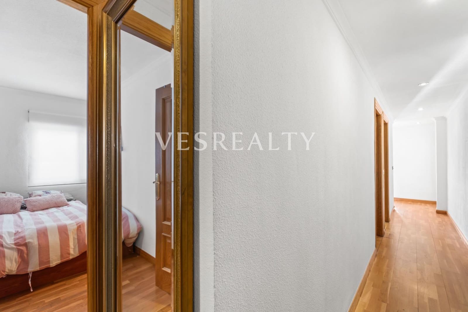 3 bedroom Flat for rent in Alicante / Alacant city - € 1,400 (Ref: 9497576)