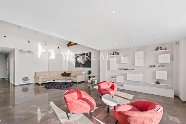 3 makuuhuone Kattohuoneisto myytävänä paikassa Alicante kaupunki - 1 350 000 € (Ref: 9502657)