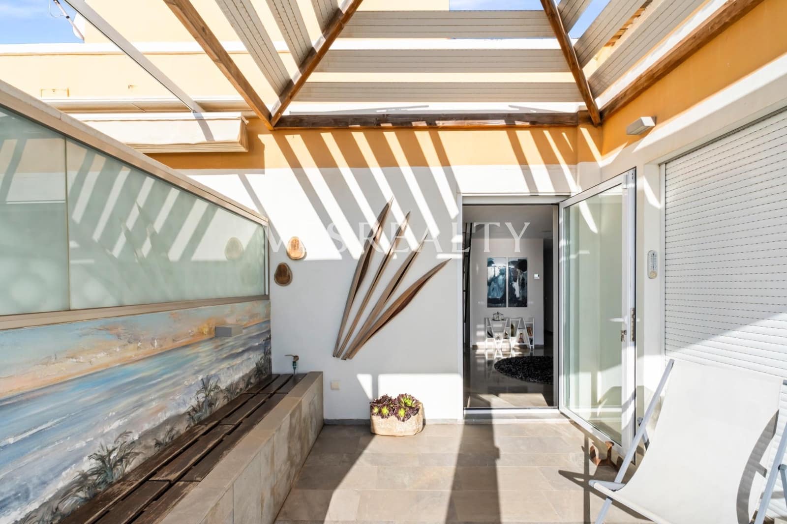 3 makuuhuone Kattohuoneisto myytävänä paikassa Alicante kaupunki - 1 350 000 € (Ref: 9502657)