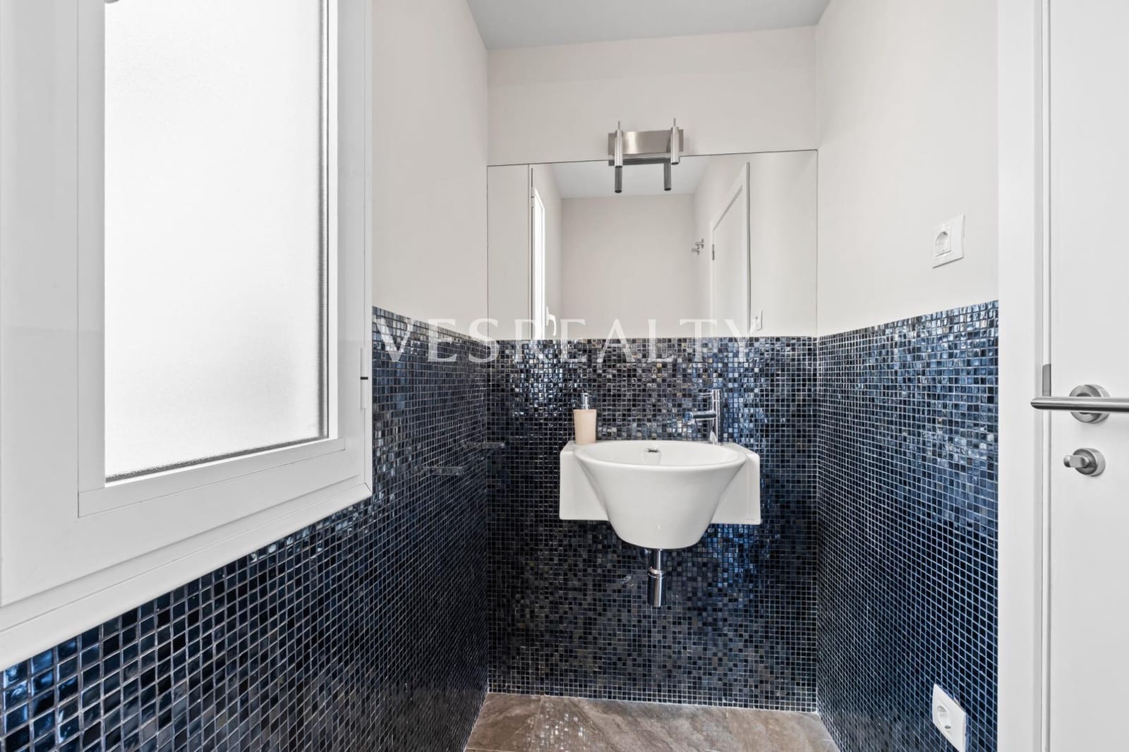 3 makuuhuone Kattohuoneisto myytävänä paikassa Alicante kaupunki - 1 350 000 € (Ref: 9502657)