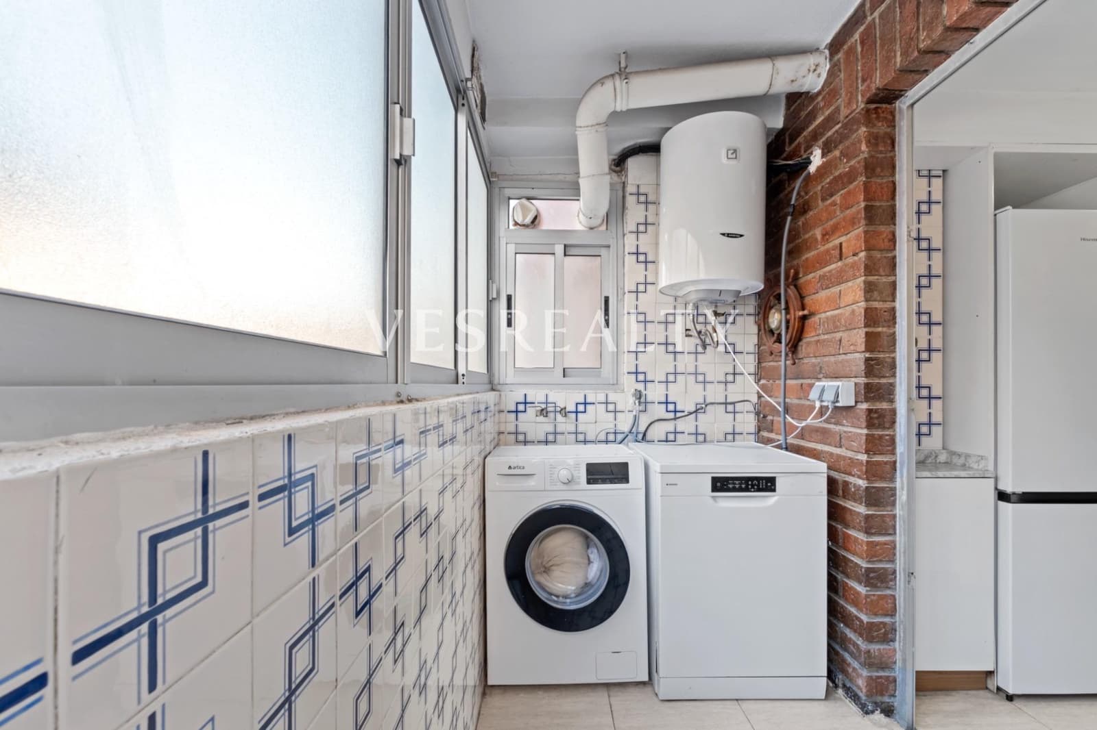 2 bedroom Flat for sale in El Campello with pool - € 330,000 (Ref: 9504512)