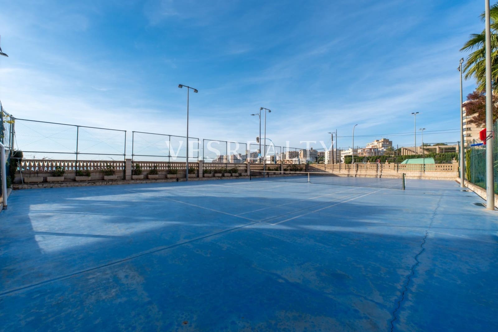 2 bedroom Flat for sale in El Campello with pool - € 330,000 (Ref: 9504512)