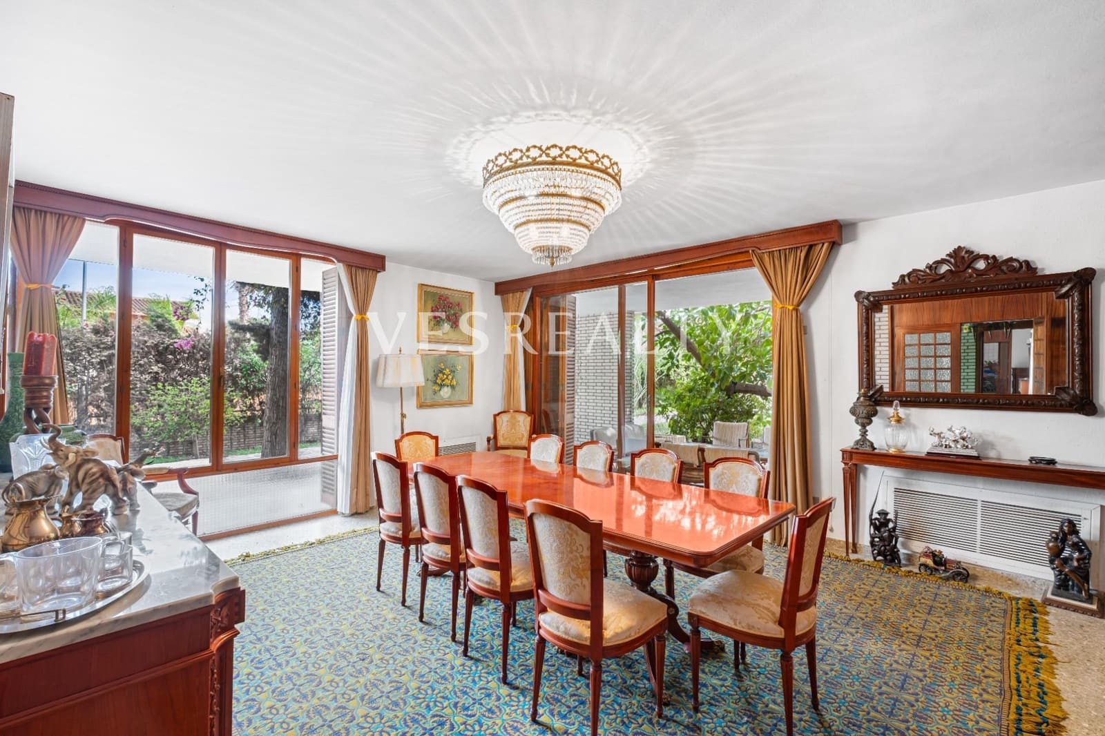 7 slaapkamer Villa te koop in Alicante stad met zwembad garage - € 1.600.000 (Ref: 9504513)