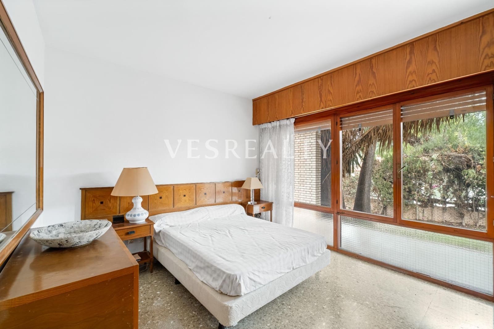 7 slaapkamer Villa te koop in Alicante stad met zwembad garage - € 1.600.000 (Ref: 9504513)